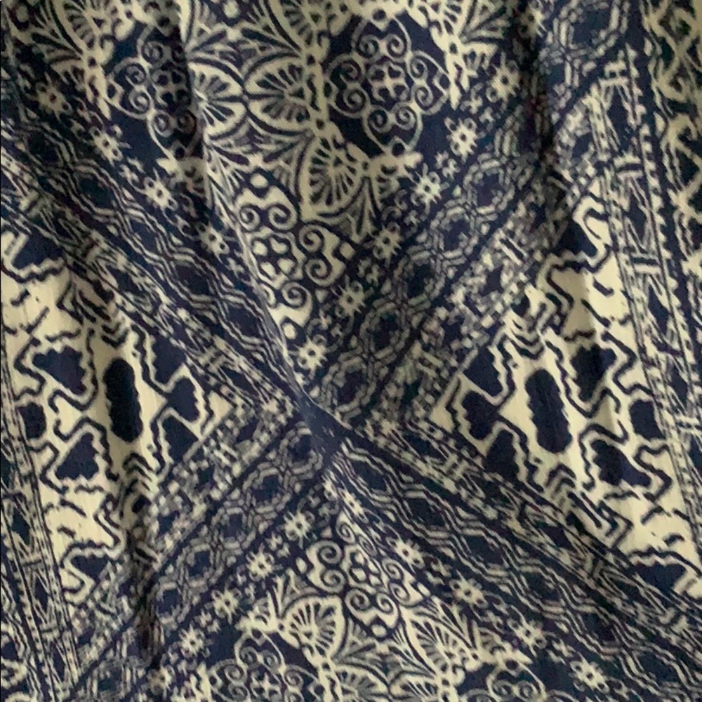 AB Studio romper - Picture 2 of 3